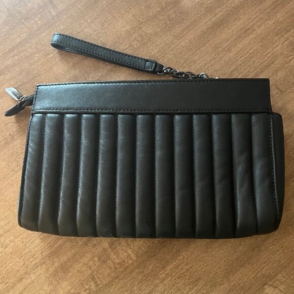 Brooks Brothers Quilted Leather Wristlet Clutch Black - Picture 1 of 13